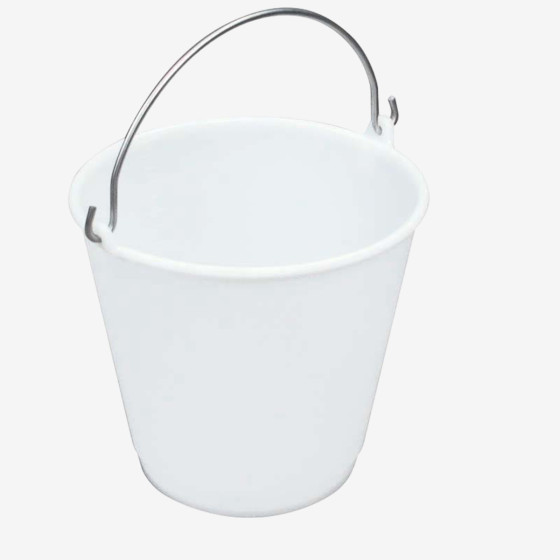 Graduated round bucket with stainless steel handle