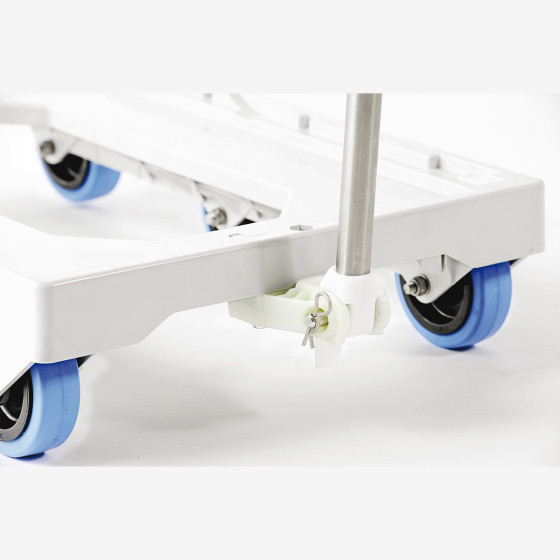 Removable pulling bar for 4,5 or 6 wheel dollies