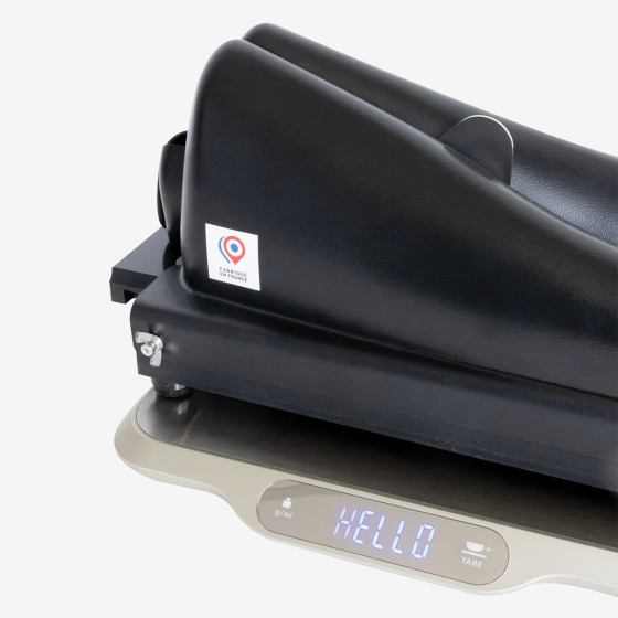 NACUT Sandwich Assembler  with integrated scale