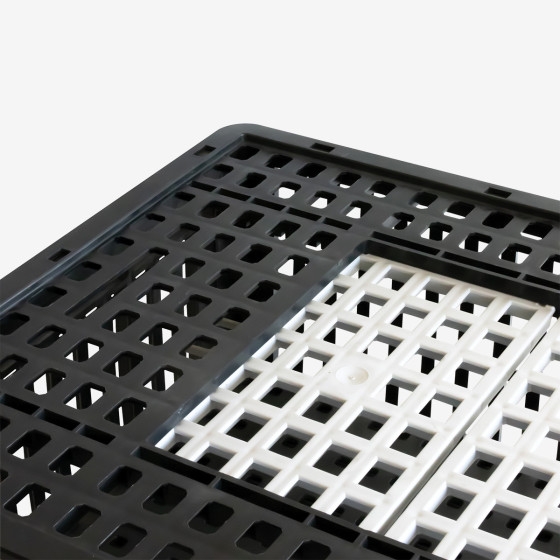 2-door sliding chicken cage 800 x 600
