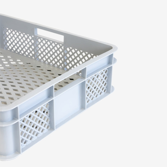 Caisse renforcée ajourée avec poignées empilable 400 x 350 mm - 11 L et 18 L - gris