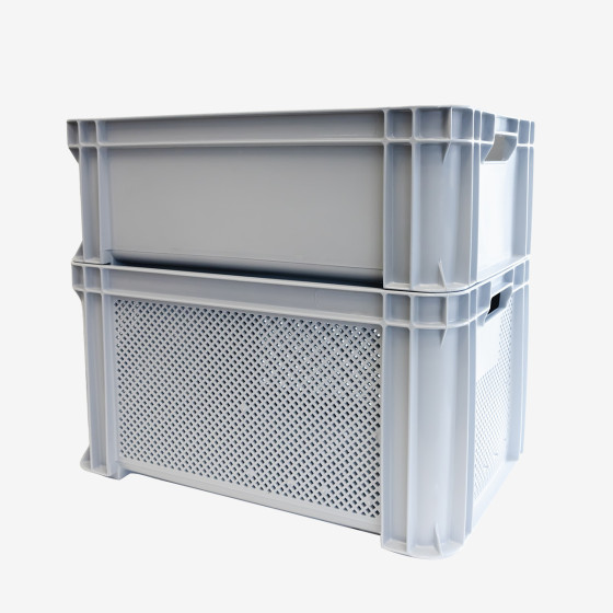 Bac renforcé empilable avec poignées 545 x 390 mm - 30 L et 45 L - 2 couleurs