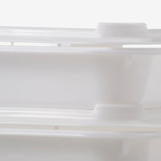 Dividing dough container