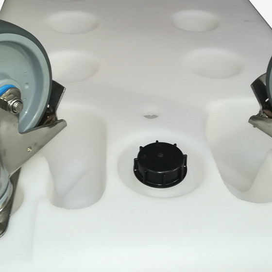 Double-wall container - stainless steel wheel housing